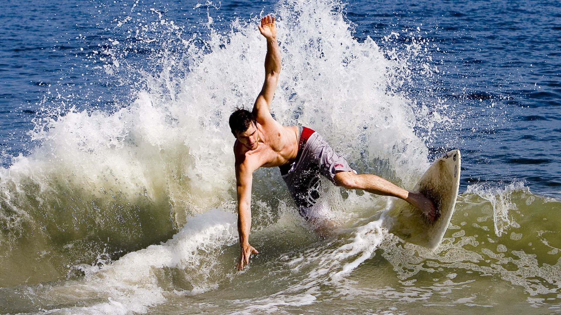 米兰体育app官网-体育场馆无障碍设施升级为残障观众创造友好环境，体育馆无障碍设计