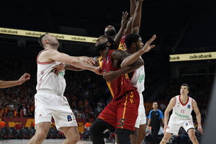 米兰体育下载-全意大利裁判组执法！巴黎战拜仁，马里亚尼携VAR王牌待命，意大利 裁判